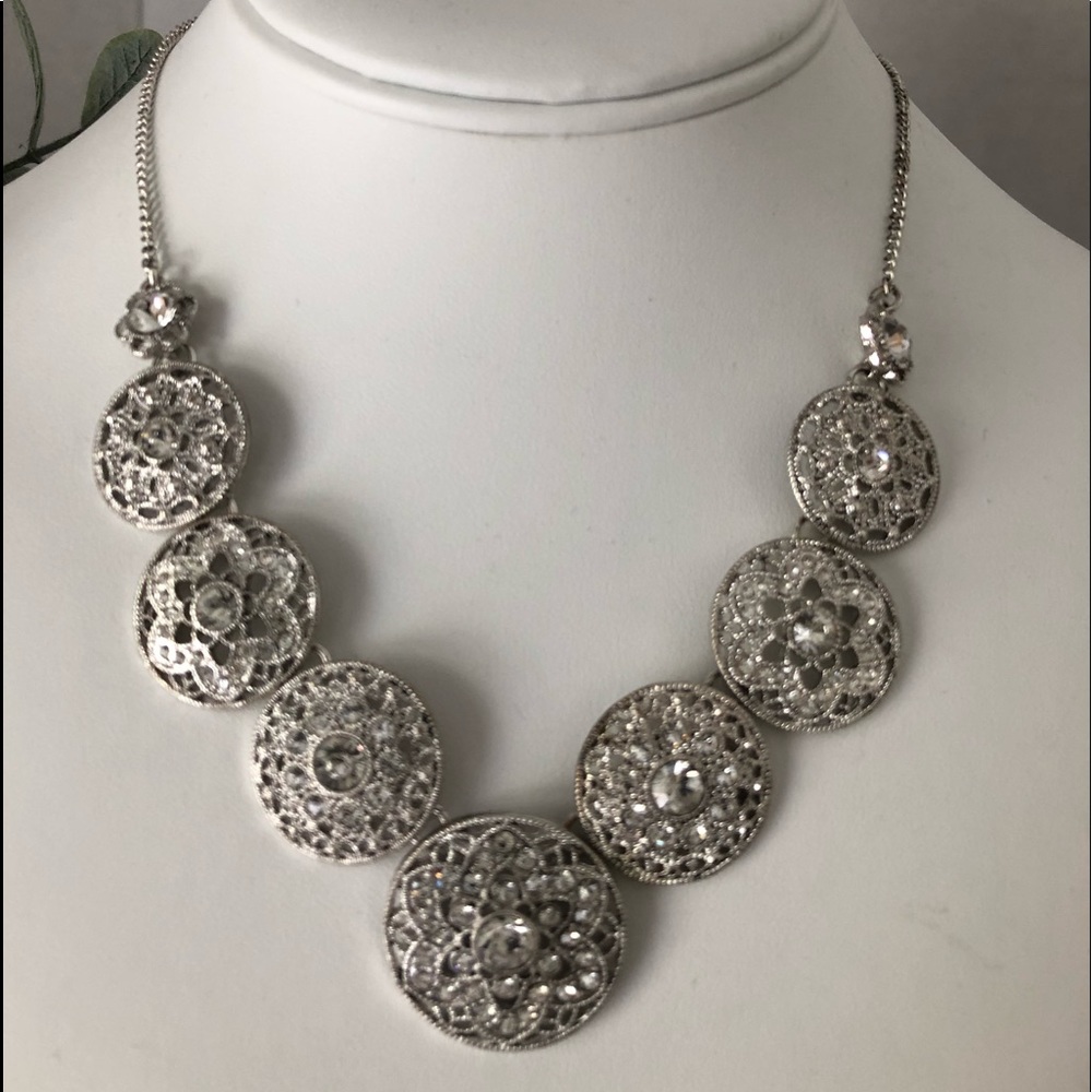 LIZ CLAIBORNE Statement Necklace Pave  Circles